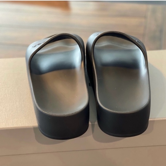 Balenciaga slide sandals - Picture 2 of 4